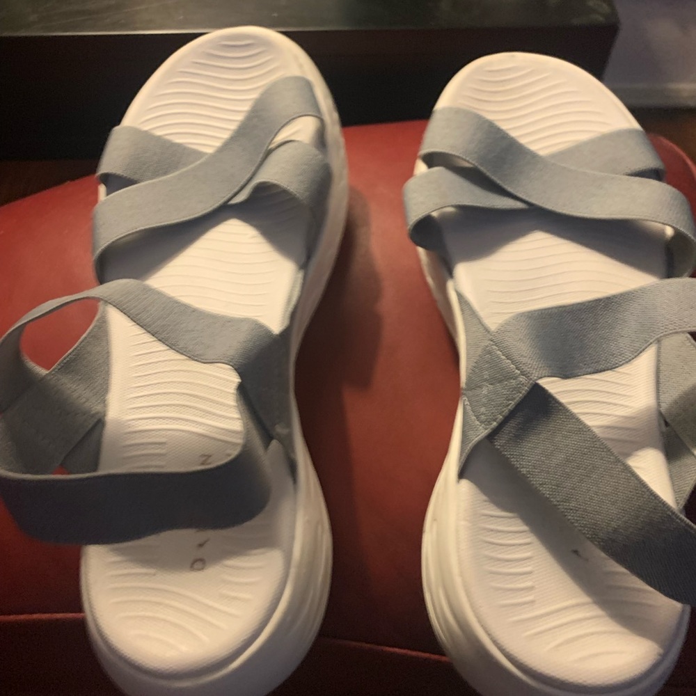 Danskin Shoe - size 11 Gray slip ons